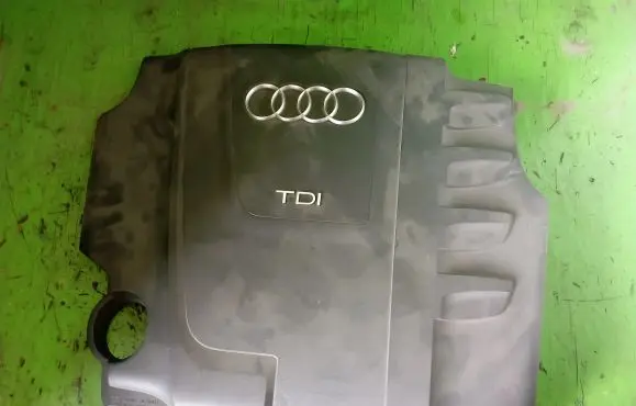 Audi A4 S4 B8 8K Engine cover (trim) 03L103925