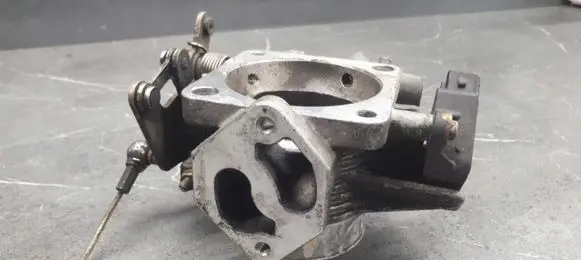 Opel Omega B1 Throttle body valve 90411550