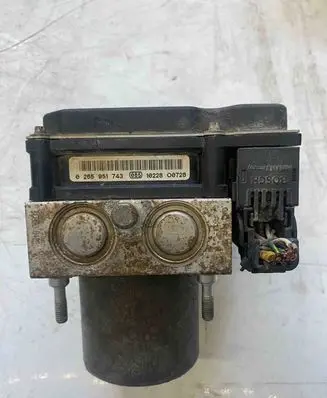 Nissan Qashqai ABS Pump 0265951743