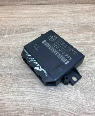 Volkswagen PASSAT B5 Parking PDC control unit/module 3B0919283 601728