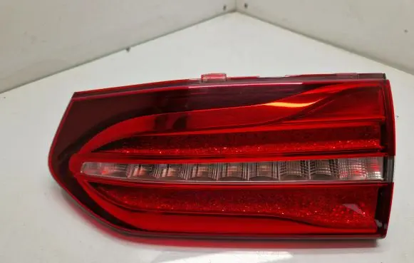 Mercedes-Benz E W213 Tailgate rear/tail lights 633000
