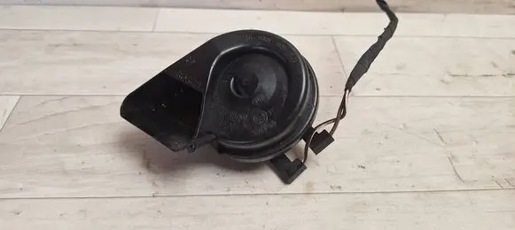 Mercedes-Benz C W203 Horn signal 703881165 011165 E9011165