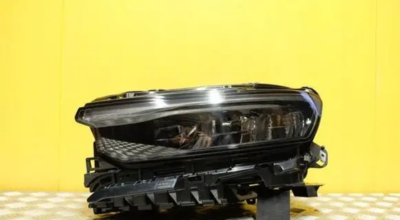 Jeep Grand Cherokee WL Headlight/headlamp 68376987AG 2880