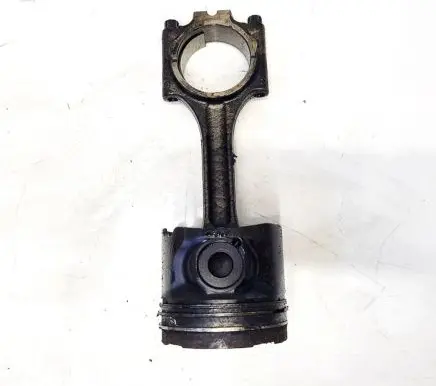 Volvo V70 Piston with connecting rod