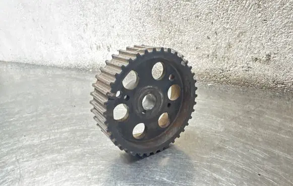 Opel Zafira B Fuel pump gear (pulley) 55183530
