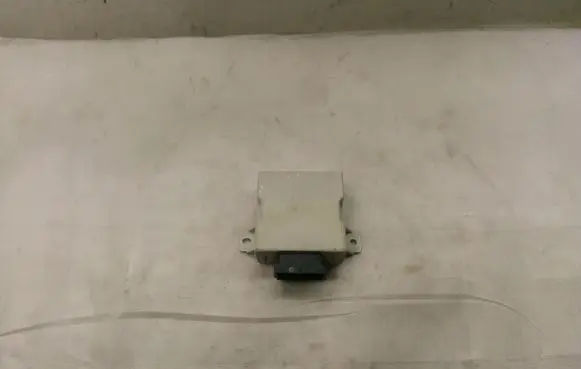 Toyota Corolla Verso AR10 Window wiper relay 859400F010