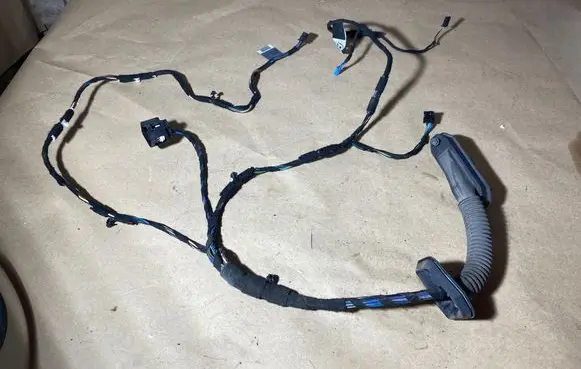 BMW 3 E90 E91 Front door wiring loom 6938218 11107811 EE540U