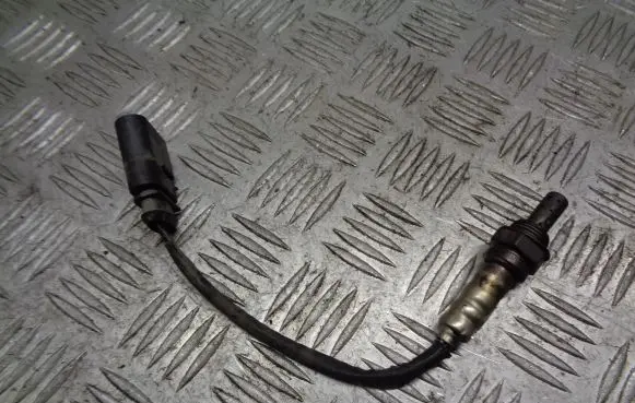 Volkswagen Polo IV 9N3 Lambda probe sensor 03C906262