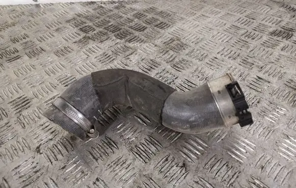 Nissan Note (E12) Intercooler hose/pipe 103567S01