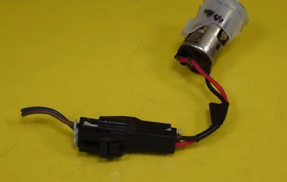 Smart ForTwo I 12 V Socket (front) 73940039
