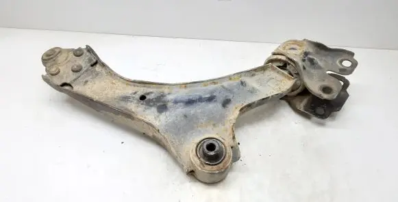 Volvo XC70 Front lower control arm/wishbone 31317663