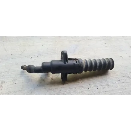 Peugeot 406 Clutch master cylinder K19500