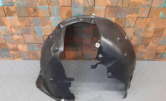 BMW 4 G22 G23 G24 G26 Front wheel arch liner splash guards 8738047 8738045 51718738047