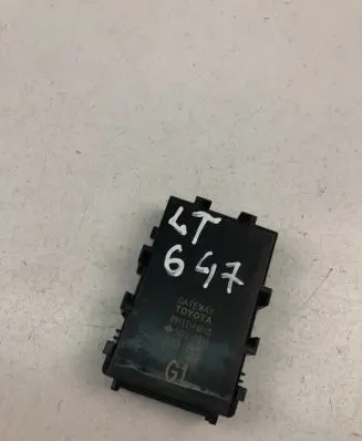 Toyota C-HR I Other control units/modules 89111F4010