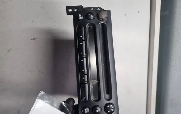 Mini One - Cooper Coupe R56 Radio/CD/DVD/GPS head unit 4154934 13264010 VD101056133196