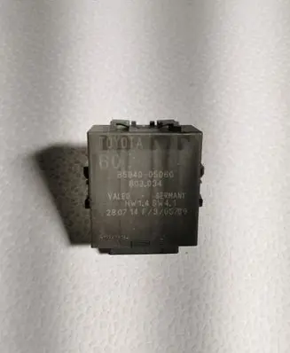 Toyota Avensis T270 Window control relay 8594005060