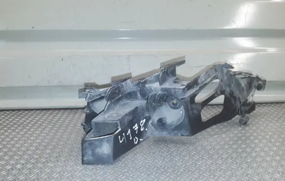 Renault Modus Rear bumper mounting bracket 8200670313