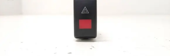 Skoda Octavia Mk1 (1U) Hazard light switch 1J0953235J