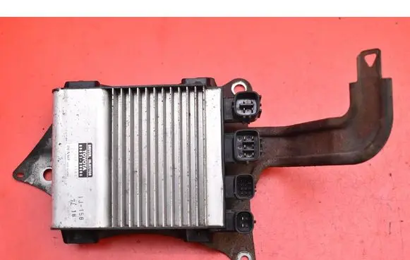 Toyota Avensis Verso Engine control unit/module ECU 89871-20080
