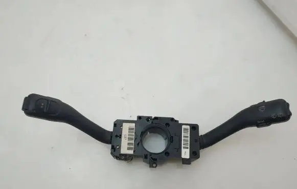 Audi A6 S6 C5 4B Indicator stalk