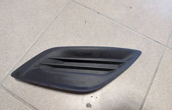 Volvo S60 Front bumper lower grill 31290980