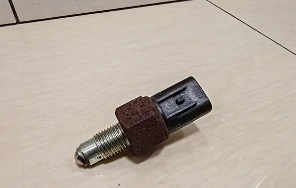 Mitsubishi Carisma Reversing light switch sensor 