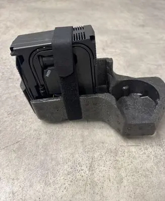 Porsche Macan (95B) Tire air pump compressor 95B012111