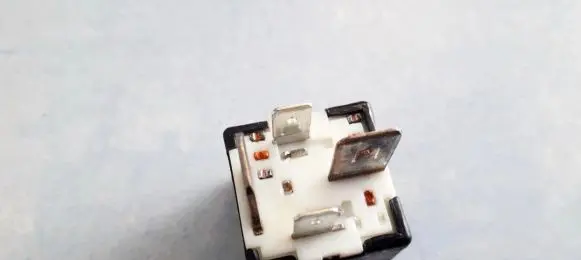 Audi 80 90 S2 B4 Other relay 443951253J