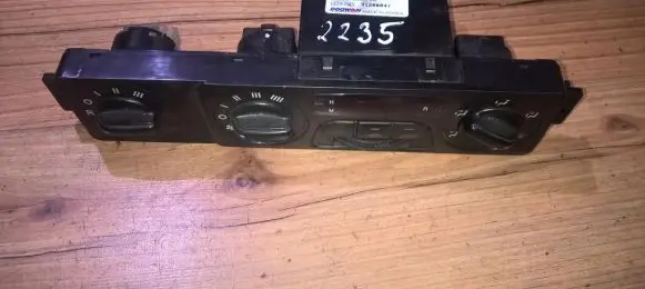 KIA Carnival Climate control unit 0k55b61190 91200047