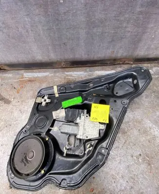 Seat Leon (1P) Rear door window regulator with motor 