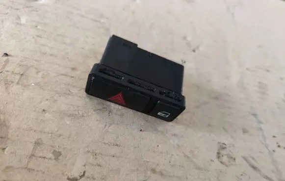 BMW 3 E46 Hazard light switch 368920