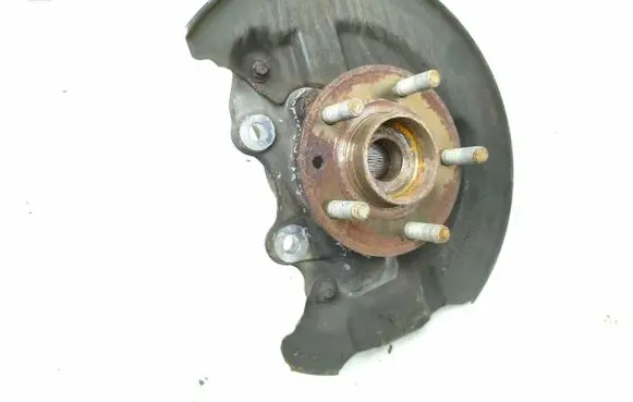 Volvo V40 Front wheel hub