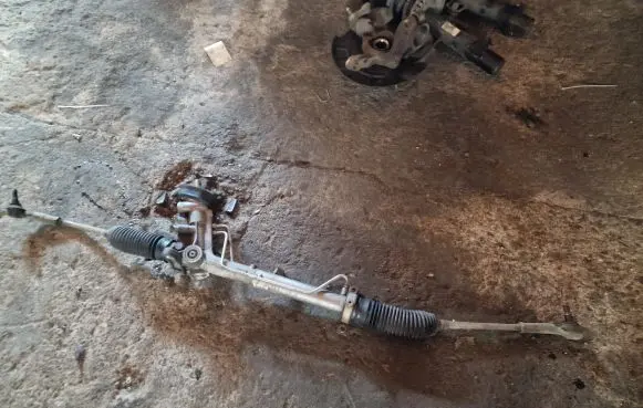Volkswagen Polo V 6R Steering rack