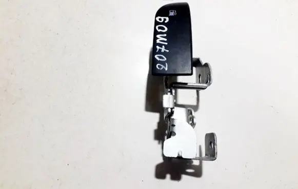 Mazda 6 Fuel tank opening switch 