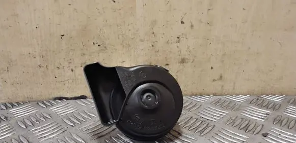 Mercedes-Benz E W212 Horn signal E30055307