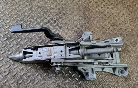 Ford Mustang VI Steering wheel axle GR3C3C529AG