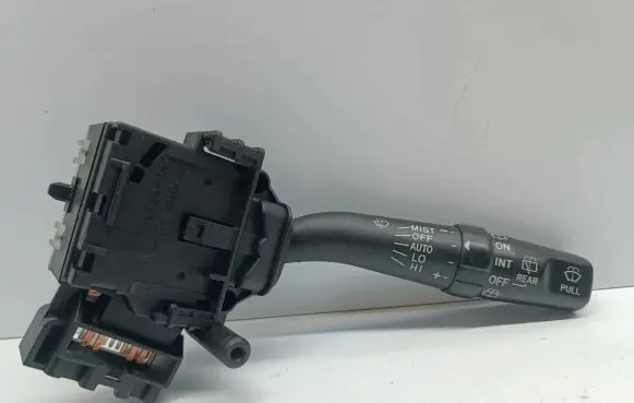 Toyota Avensis T250 Wiper control stalk 173654 8465205170