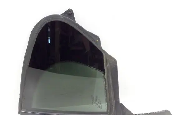 Jaguar XE Rear vent window glass GX7325829