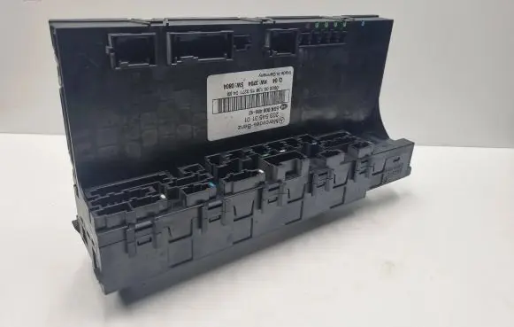 Mercedes-Benz C W203 SAM control unit 2035453101 A2035453101 5DK00848642