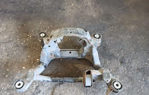 BMW X3 E83 Rear subframe 