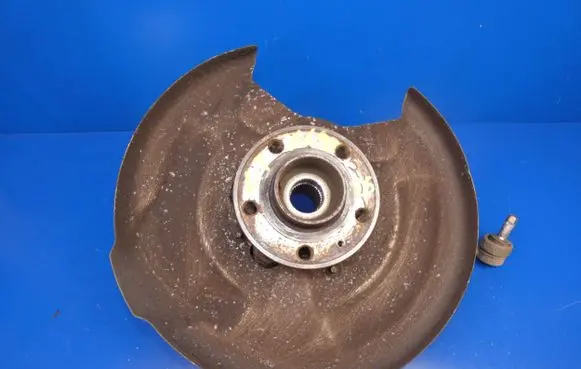 Volvo XC90 Stub axle 