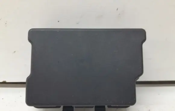 Citroen C5 AUX in-socket connector 96638354XT