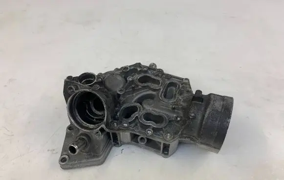 Audi Q7 4L Oil filter mounting bracket 03H115403