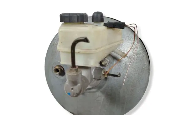 Mercedes-Benz C W202 Brake booster