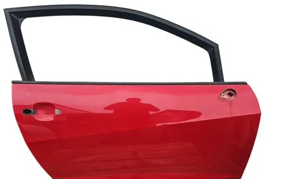 Door (2 Door Coupe)