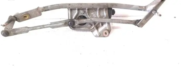 Volvo XC90 Front wiper linkage and motor 8620510