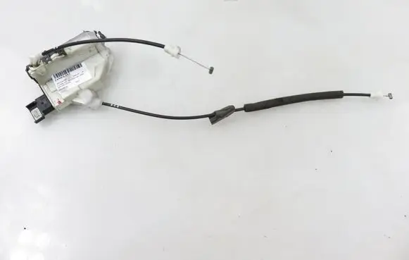 Peugeot 5008 Front door lock 732290