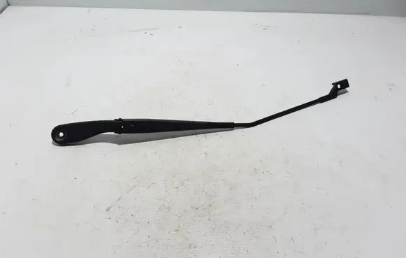 Volvo S40 Front wiper blade arm 8623162
