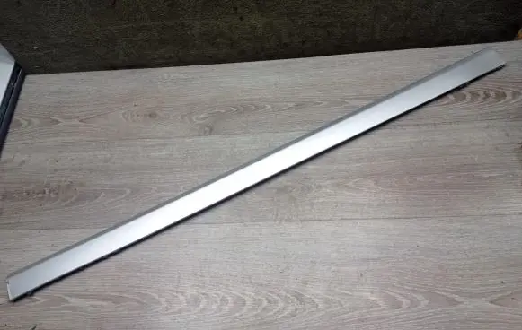 Volvo V70 Front door trim (molding)