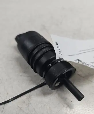 Audi A4 S4 B6 8E 8H Windscreen/windshield washer pump